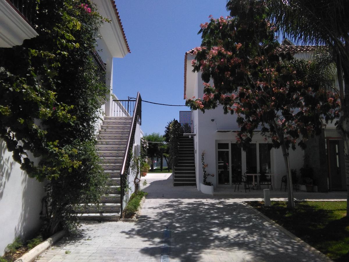 Hostal Las Cumbres 콘일데라프론테라 외부 사진